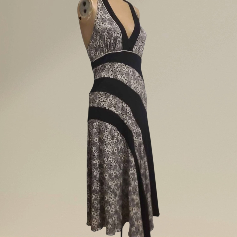 Black & White Floral V-Neck Midi Dress with Contrast Panels